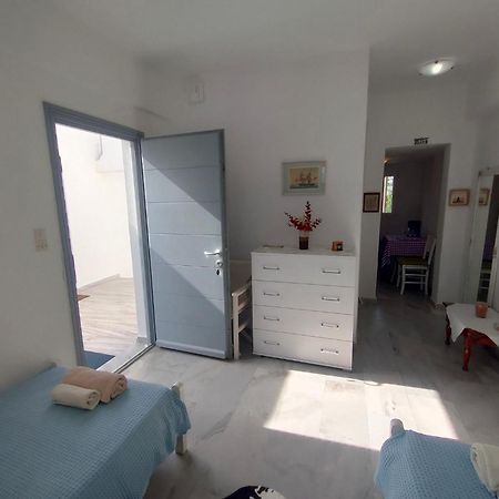 Kiki'S Dream Apartment Balcony With Sea Views クリシ・アクティ エクステリア 写真